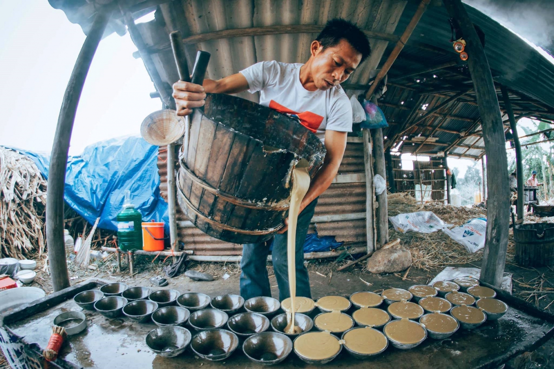 Nhọc nhằn nghề quay mật nấu đường miền trung du xứ Quảng nhoc nhan mua quay mat nau duong mien trung du