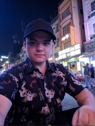 khong deo khau trang ra duong lai co hanh vi vo van hoa mot du khach o da nang bi phat