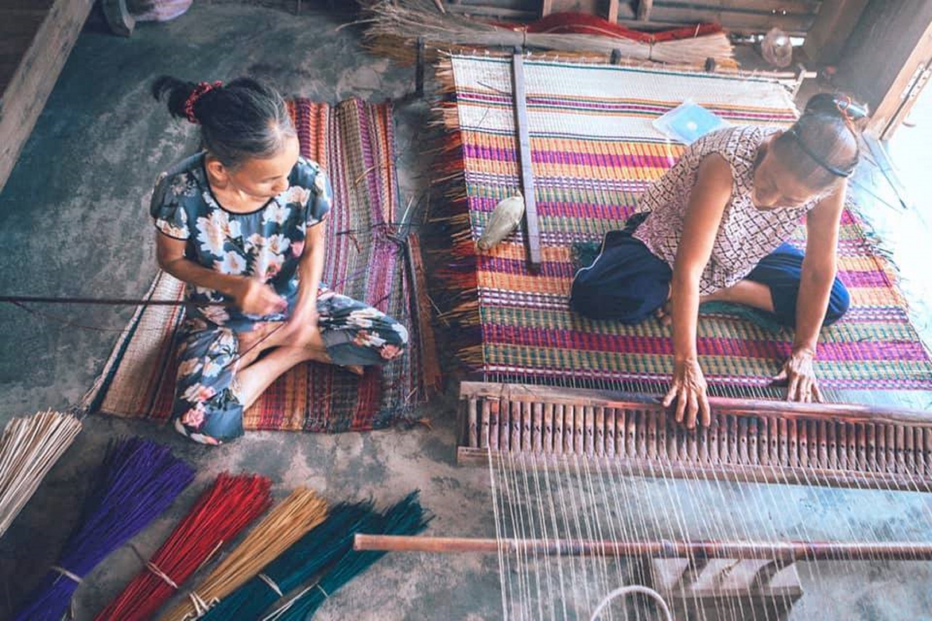 Chuyện về làng chiếu hơn 300 năm tuổi ở giữa ba sông chuyen ve lang chieu giua ba song