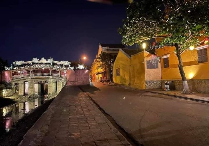 Hội An vắng lặng ngày dịch bệnh quay trở lại Hội An vắng lặng ngày dịch bệnh quay trở lại
