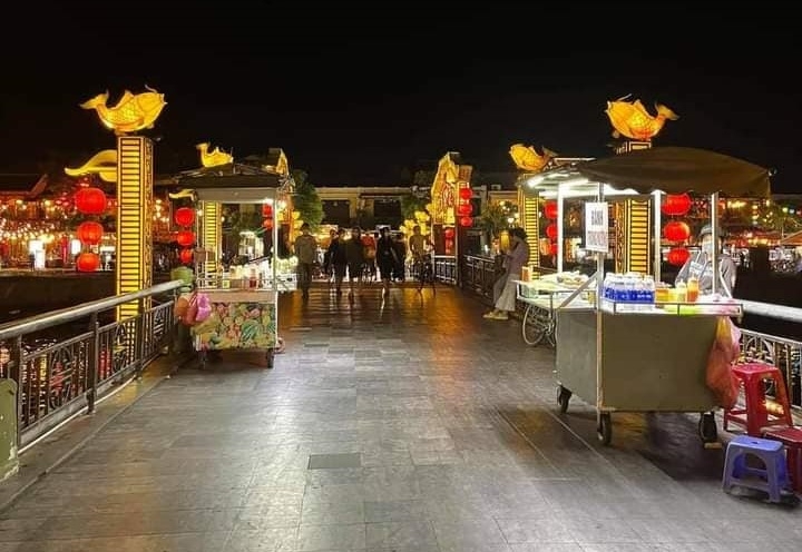 Hội An vắng lặng ngày dịch bệnh quay trở lại Hội An vắng lặng ngày dịch bệnh quay trở lại