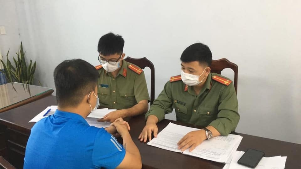 Đà Nẵng: Xử phạt người tung kết quả xét nghiệm COVID-19 giả lên mạng xã hội Đà Nẵng: Xử phạt người tung kết quả xét nghiệm COVID-19 giả lên mạng xã hội