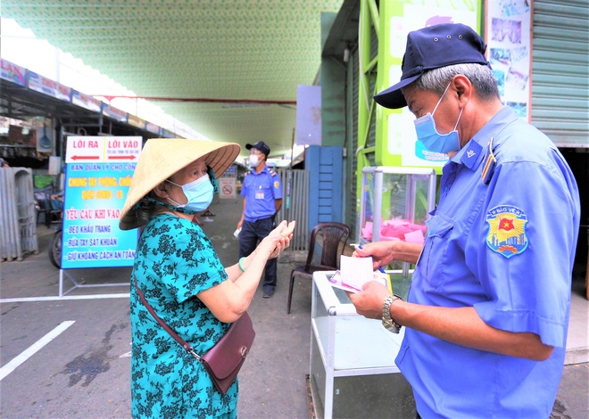 Đà Nẵng lên kế hoạch phát phiếu đi chợ theo ngày chẵn, lẻ Đà Nẵng lên kế hoạch phát phiếu đi chợ theo ngày chẵn, lẻ