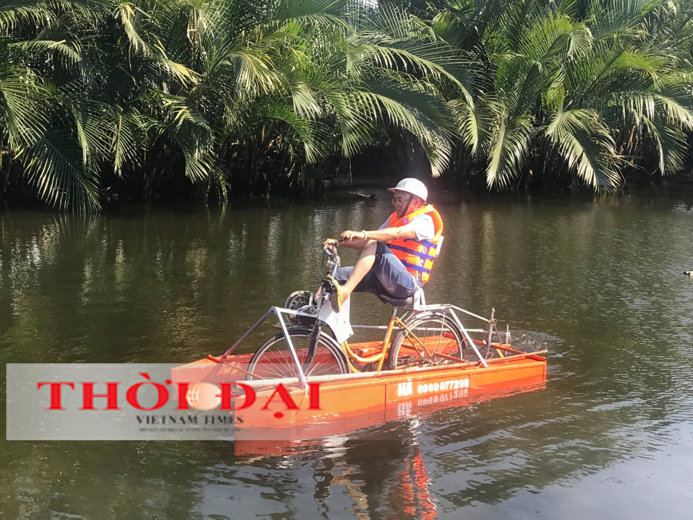 Lão nông phố cổ với niềm đam mê chế tạo máy phục vụ bà con Lão nông phố cổ với niềm đam mê chế tạo máy phục vụ bà con