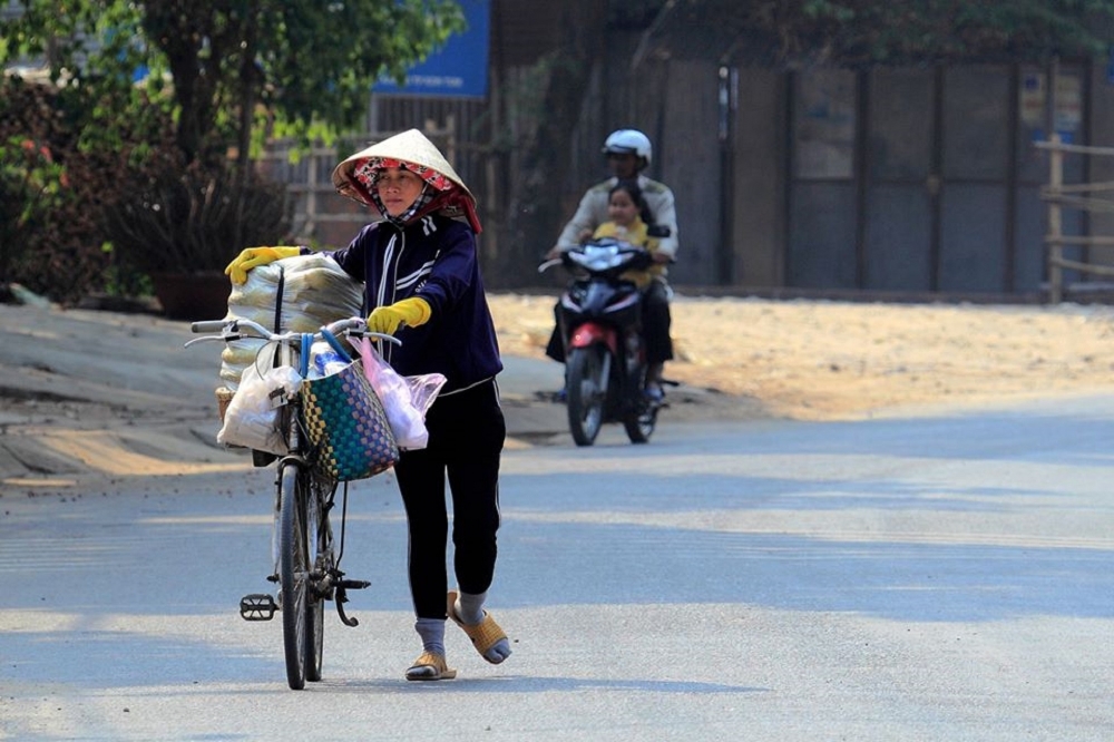Mưu sinh mùa nắng lửa Mưu sinh mùa nắng lửa