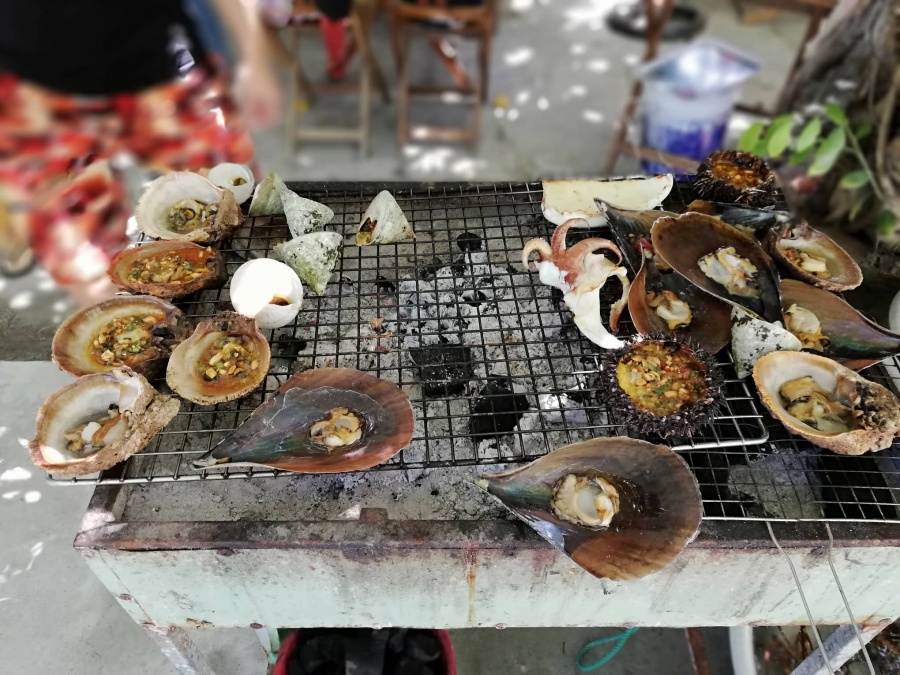 Thưởng thức món mực một nắng nổi tiếng ngoài đảo Cù Lao Chàm ngay ngat voi muc mot nang ngoai dao cu lao cham