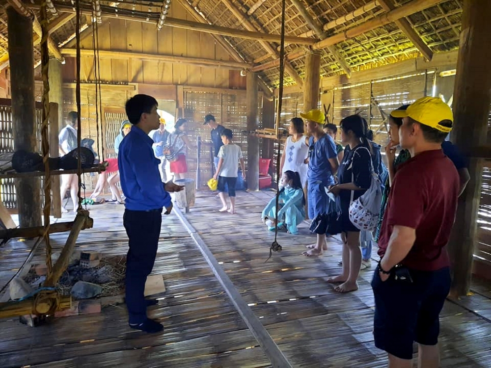 Người làng Teng và giấc mơ du lịch cộng đồng Người làng Teng và giấc mơ du lịch cộng đồng