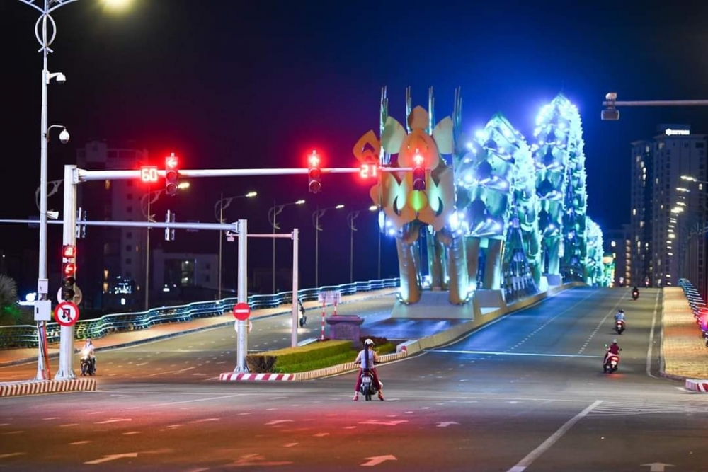 Đà Nẵng vắng lặng ngày giãn cách