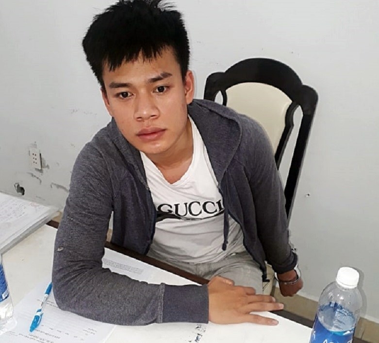 trom hang loat o to mot huong dan vien du lich o quang nam bi bat