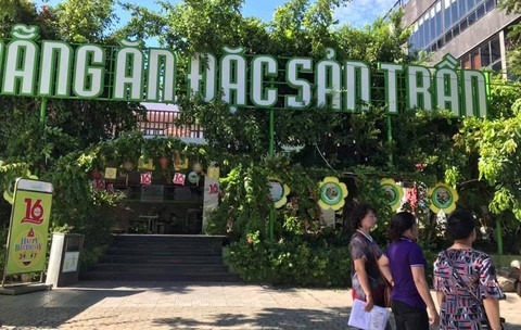 Bán thịt heo nhiễm khuẩn khiến thực khách bị ngộ độc, Ẩm Thực Trần bị phạt 25 triệu đồng ban thit heo nhiem khuan khien thuc khach bi ngo doc am thuc tran bi phat 25 trieu dong