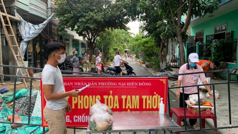 Đà Nẵng hỗ trợ tiền cho lao động ngành du lịch, người dân trong khu cách ly Đà Nẵng hỗ trợ tiền cho lao động ngành du lịch, người dân trong khu cách ly