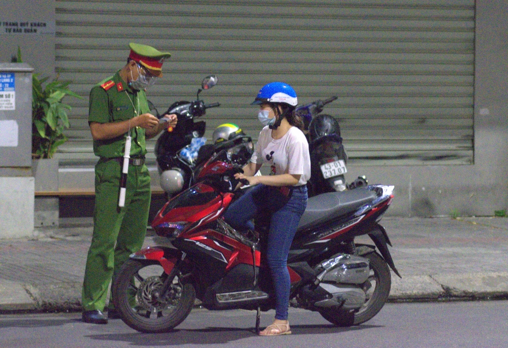 Từ 16/8, Đà Nẵng chính thức tạm dừng các hoạt động trong 7 ngày Từ 16/8, Đà Nẵng chính thức tạm dừng các hoạt động trong 7 ngày