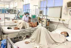 ca sot xuat huyet dau tien lay qua duong tinh duc