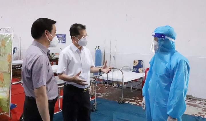 Đà Nẵng tiếp tục tiêm vacxin cho hơn 92.000 người Đà Nẵng tiếp tục tiêm vacxin cho hơn 92.000 người