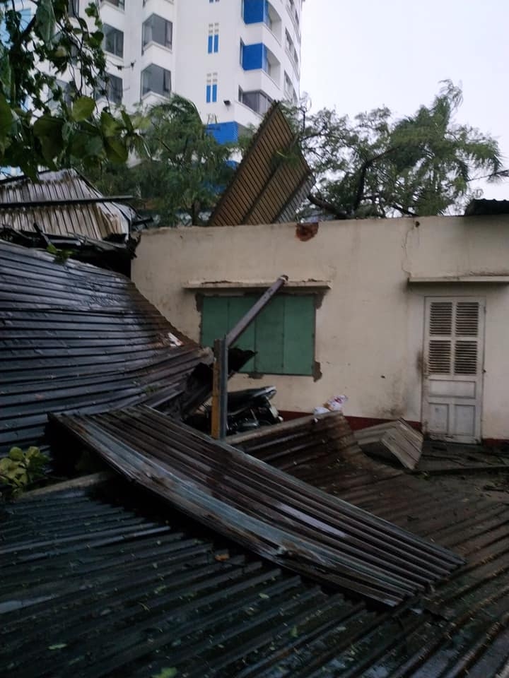 TP Quy Nhơn xác xơ sau bão số 5 tp quy nhon xac xo sau bao so 5
