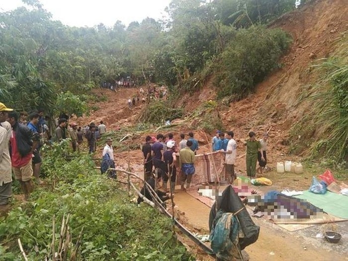 Đã tìm thấy đủ 6 người trong gia đình bị sạt lở vùi lấp ở Quảng Trị Đã tìm thấy đủ 6 người trong gia đình bị sạt lở vùi lấp ở Quảng Trị