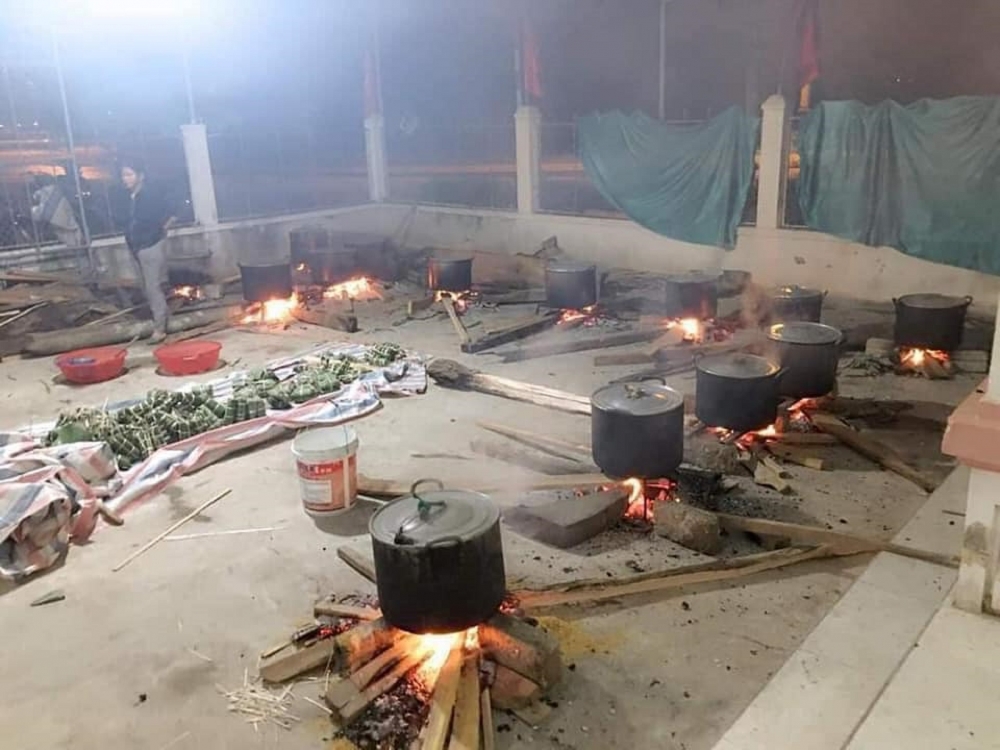 Những ngày mưa lũ ở miền Trung mới thấy hết ý nghĩa cụm từ Những ngày mưa lũ ở miền Trung mới thấy hết ý nghĩa cụm từ
