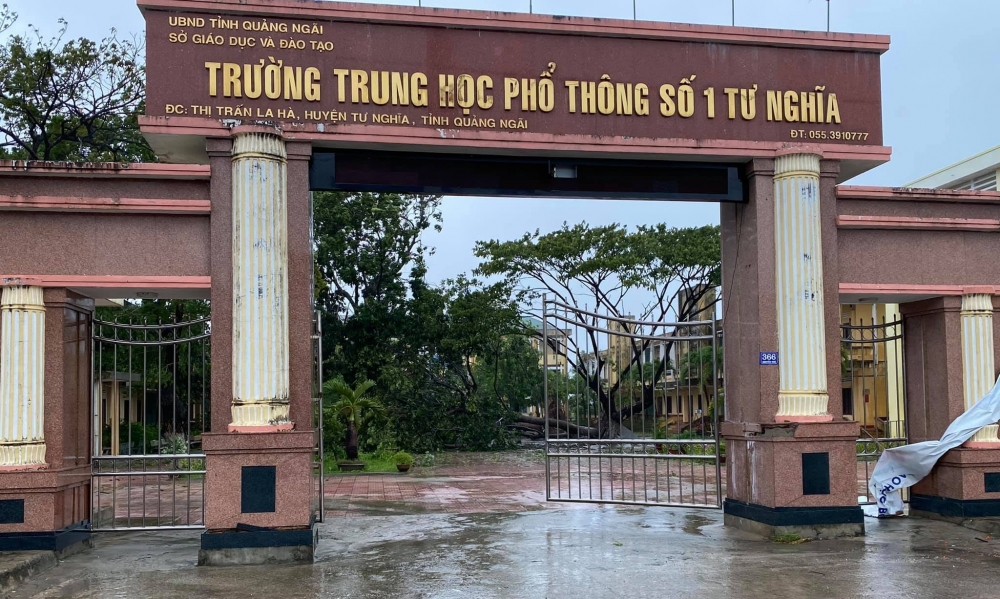 Quảng Nam – Quảng Ngãi ngổn ngang sau bão số 9, nhiều nơi thiệt hại nặng