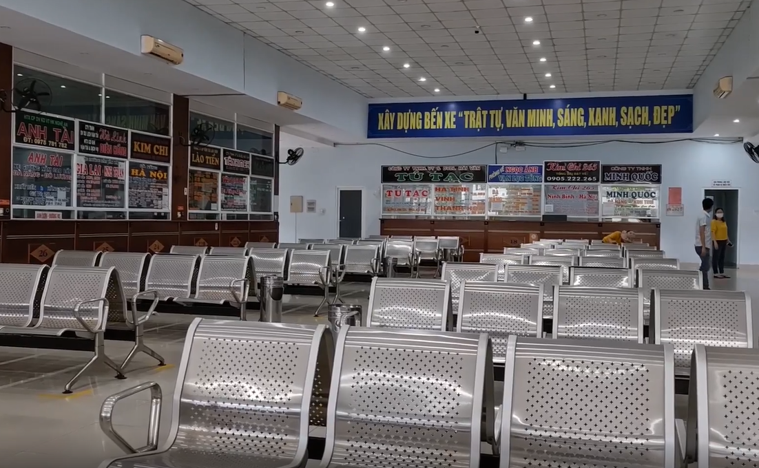 Bến xe Đà Nẵng vẫn vắng tanh dù xe khách liên tỉnh được hoạt động Bến xe Đà Nẵng vẫn vắng tanh dù xe khách liên tỉnh được hoạt động