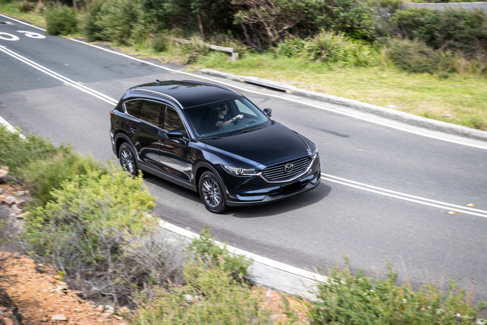 Mazda CX-8 Deluxe – Lựa chọn SUV 7 chỗ dưới 1,1 tỷ đồng mazda cx 8 deluxe lua chon suv 7 cho duoi 11 ty dong