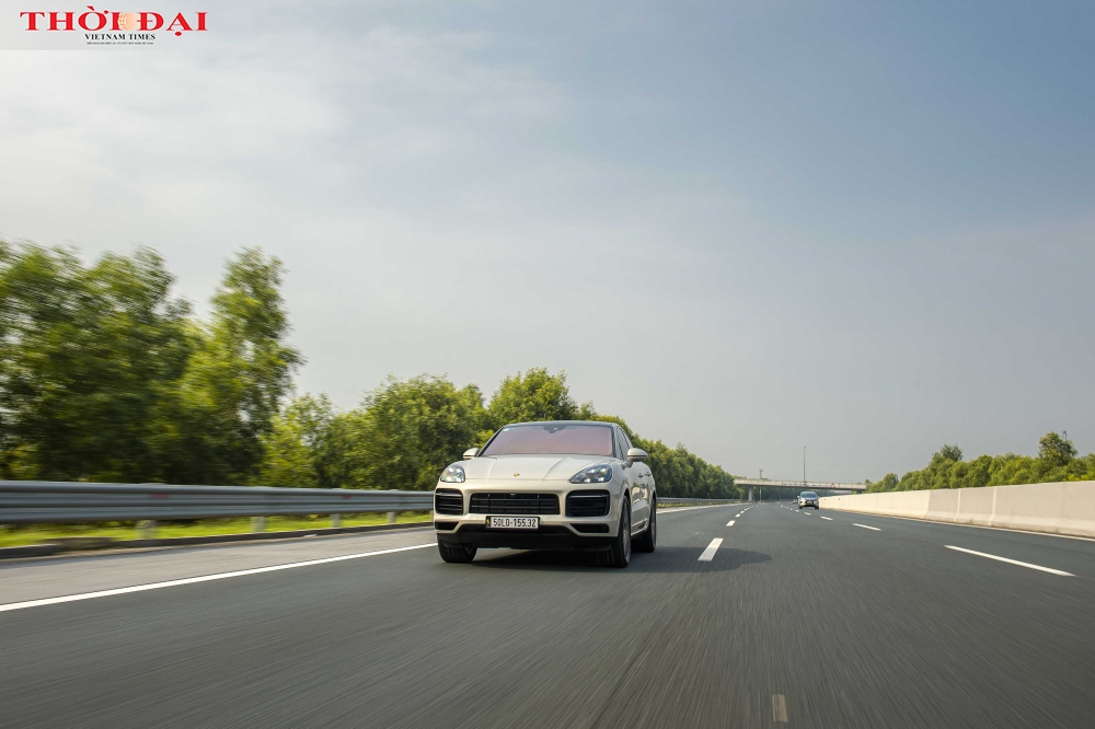 Chi tiết Porsche Cayenne Coupe mới có giá gần 6,5 tỷ đồng Chi tiết Porsche Cayenne Coupe mới có giá gần 6,5 tỷ đồng