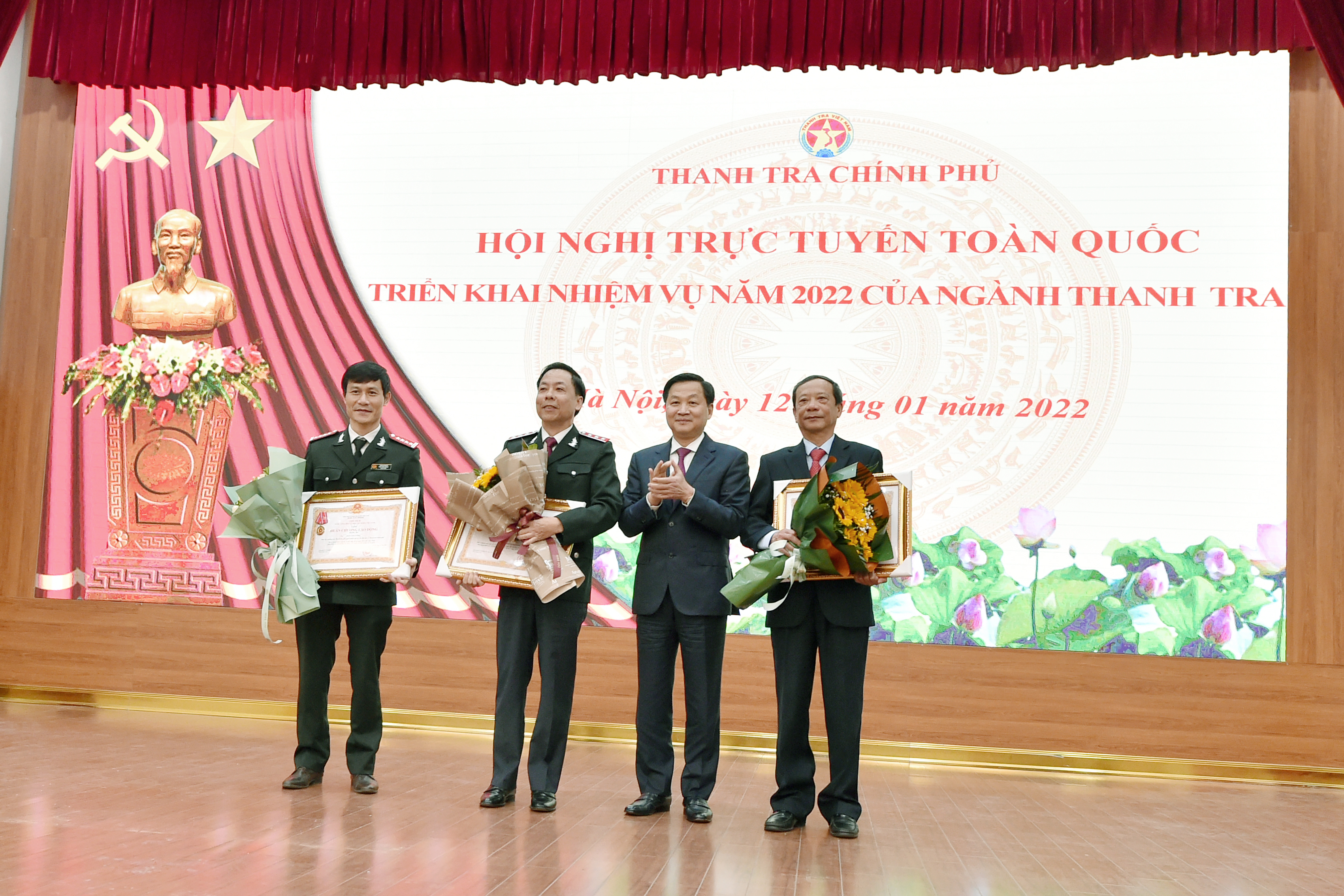 Tập trung thanh tra những lĩnh vực nhạy cảm, dễ có tham nhũng, tiêu cực Tập trung thanh tra những lĩnh vực nhạy cảm, dễ có tham nhũng, tiêu cực