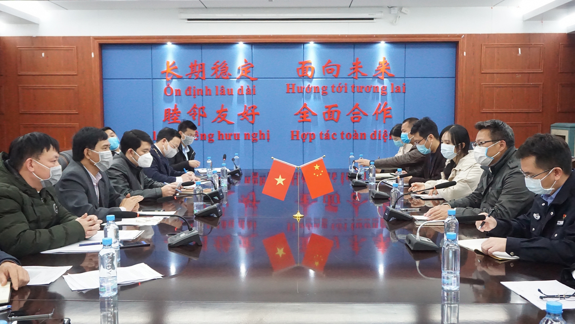 quang ninh cua khau bac luan thong quan tro lai