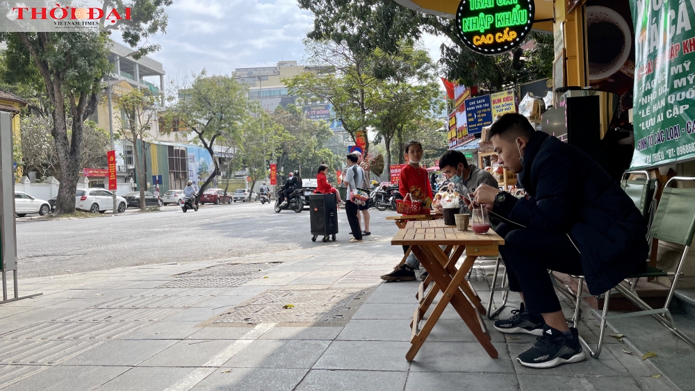 Hà Nội yêu cầu quán ăn vỉa hè, cà phê đóng cửa từ 0h ngày 16/2 Hà Nội yêu cầu quán ăn vỉa hè, cà phê đóng cửa từ 0h ngày 16/2