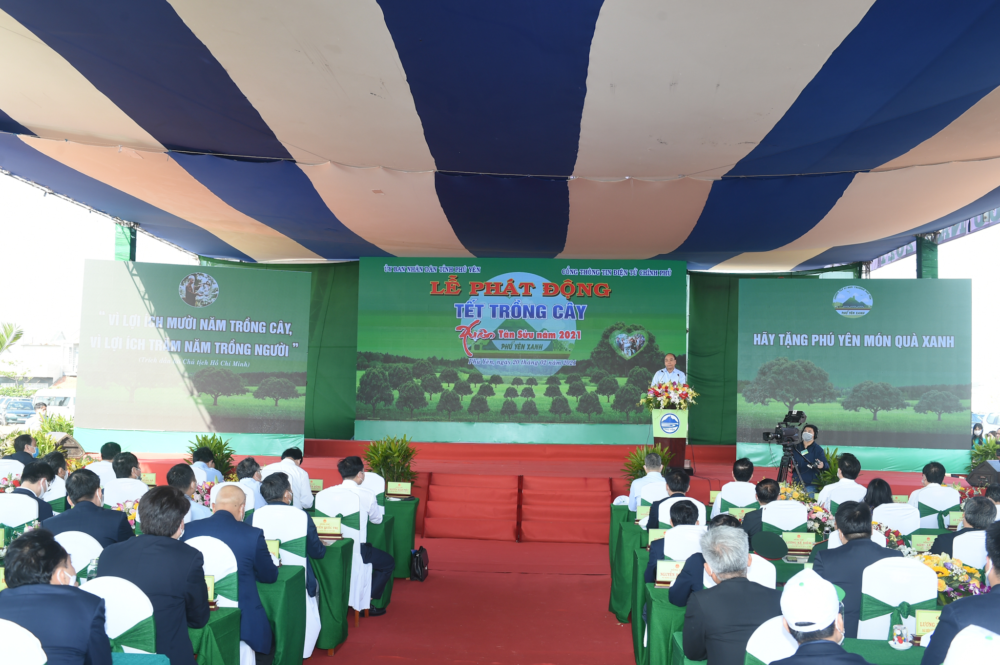 Thủ tướng truyền thông điệp về chương trình 1 tỷ cây xanh