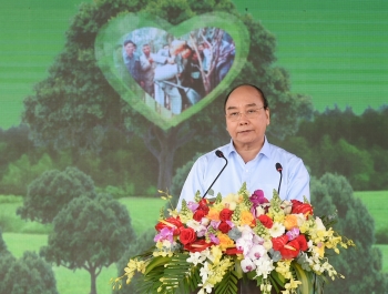 Thủ tướng truyền thông điệp về chương trình 1 tỷ cây xanh