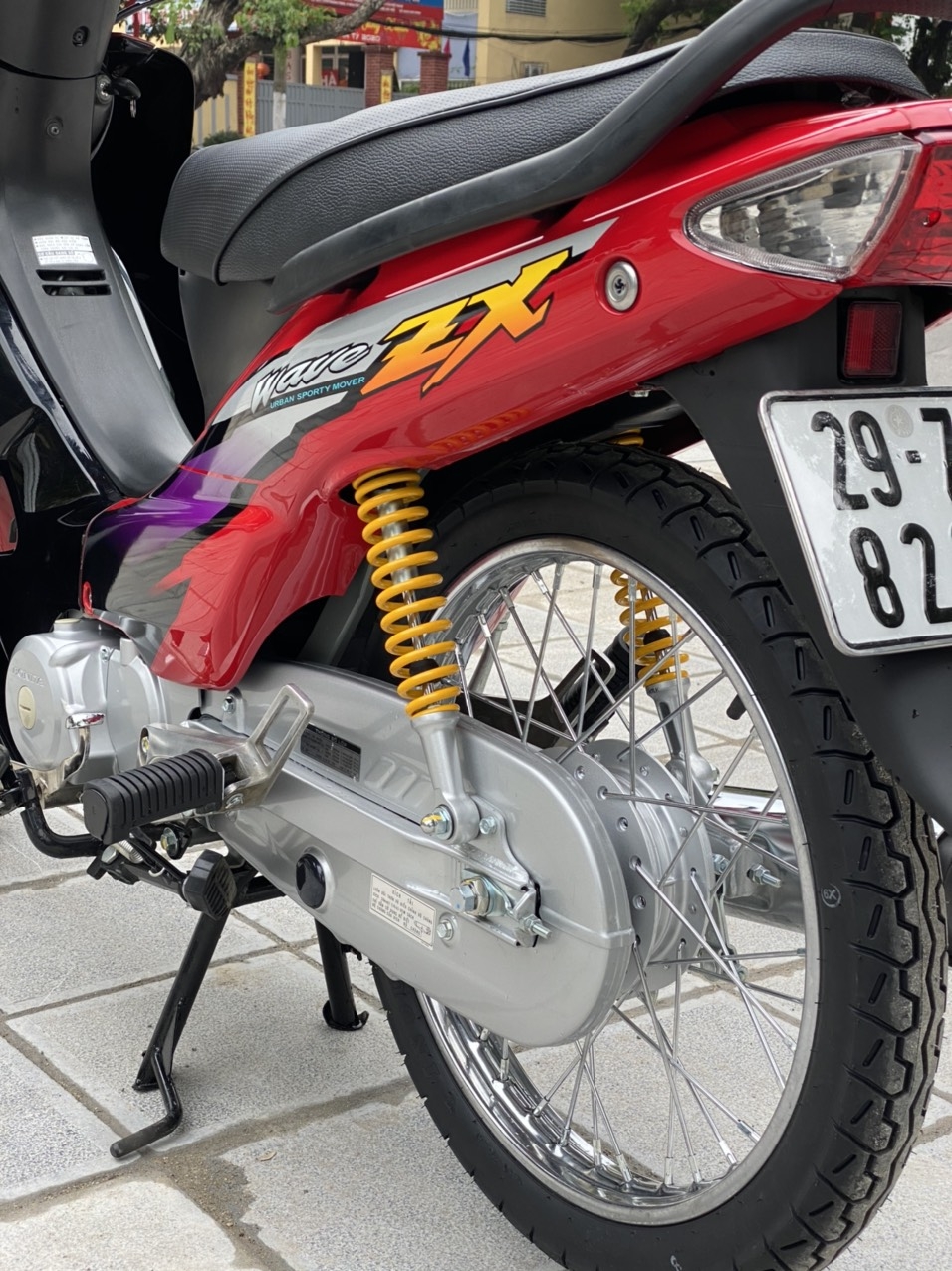 Honda Wave ZX được dựng "như mới" sau 15 năm honda wave zx duoc dung nhu moi sau 15 nam