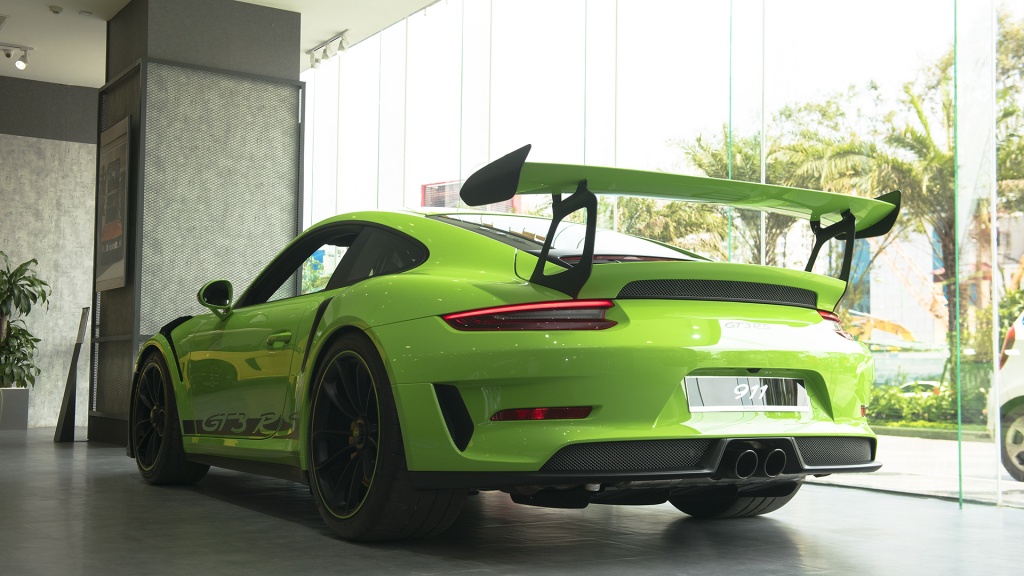 Chi tiết Porsche 911 GT3 RS 2019 độc nhất Việt Nam, giá gần 16 tỷ đồng chi tiet porsche 911 gt3 rs 2019 doc nhat viet nam gia gan 16 ty dong