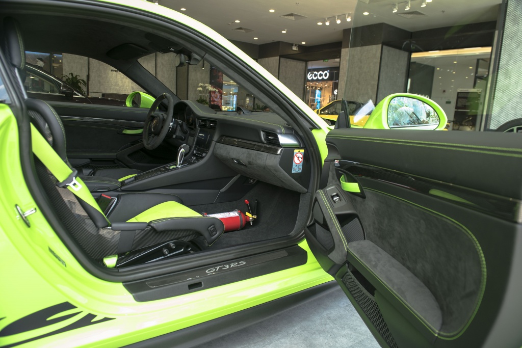 Chi tiết Porsche 911 GT3 RS 2019 độc nhất Việt Nam, giá gần 16 tỷ đồng chi tiet porsche 911 gt3 rs 2019 doc nhat viet nam gia gan 16 ty dong