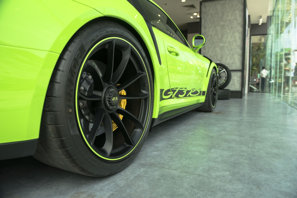 Chi tiết Porsche 911 GT3 RS 2019 độc nhất Việt Nam, giá gần 16 tỷ đồng chi tiet porsche 911 gt3 rs 2019 doc nhat viet nam gia gan 16 ty dong