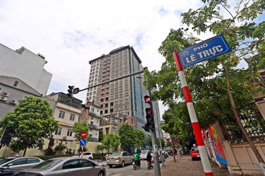 Hà Nội quyết xử lý sai phạm tại toà nhà 8B Lê Trực