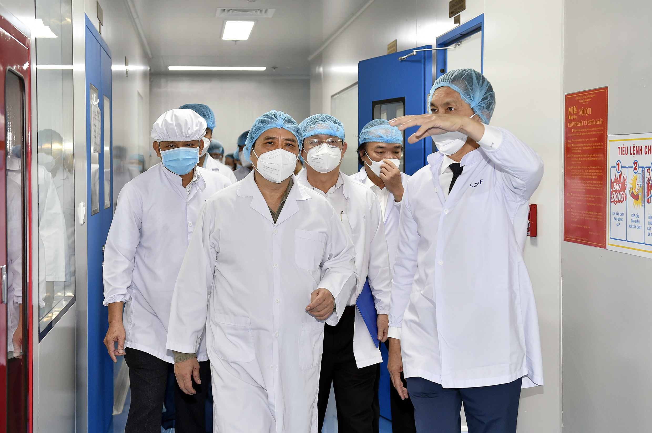 Thủ tướng Phạm Minh Chính: Lập tổ hành động để sản xuất bằng được vaccine phòng COVID-19 nhanh nhất Thủ tướng Phạm Minh Chính: Lập tổ hành động để sản xuất bằng được vaccine phòng COVID-19 nhanh nhất