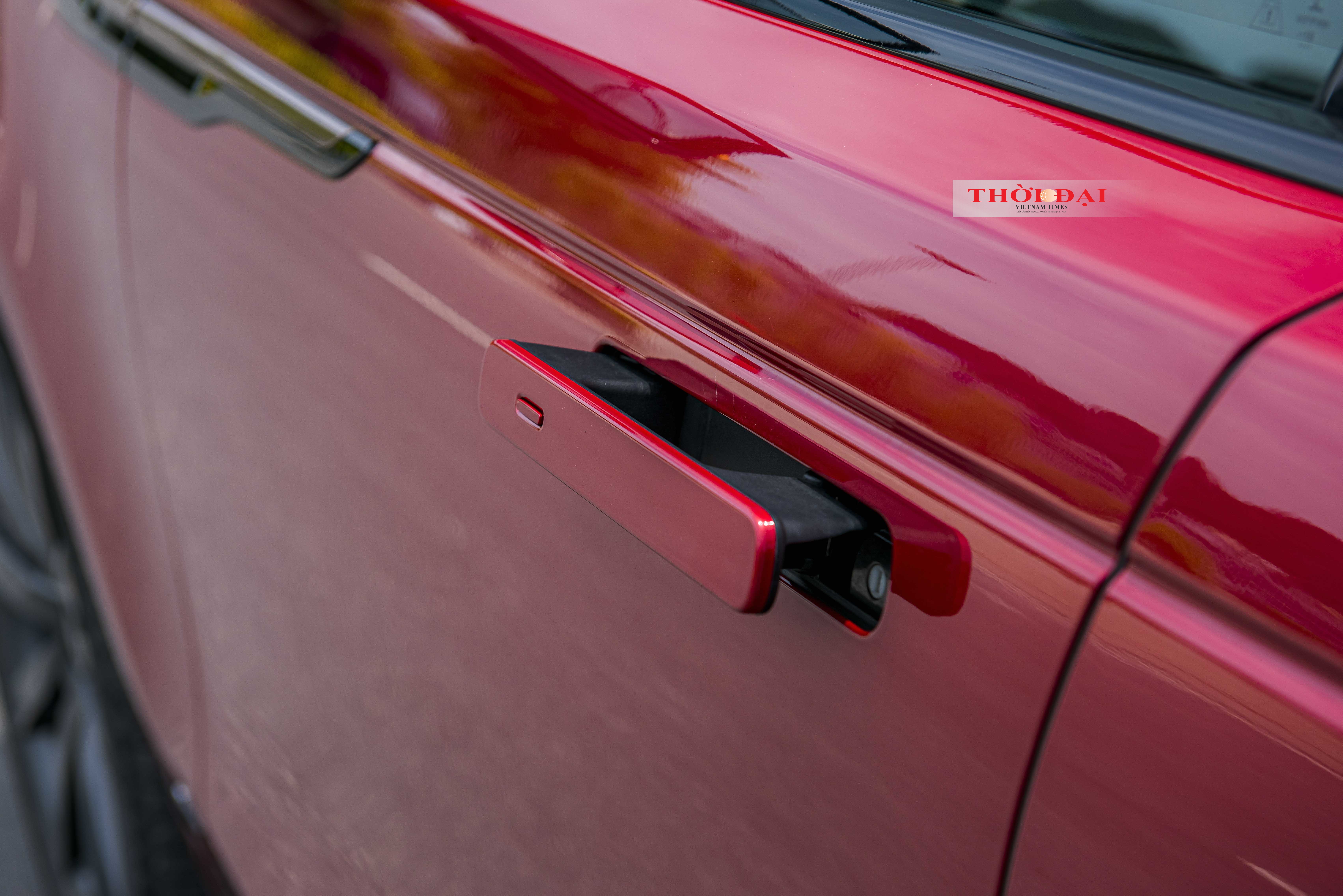 Ảnh: Chi tiết Range Rover Velar có giá hơn 5,4 tỷ đồng Ảnh: Chi tiết Range Rover Velar có giá hơn 5,4 tỷ đồng