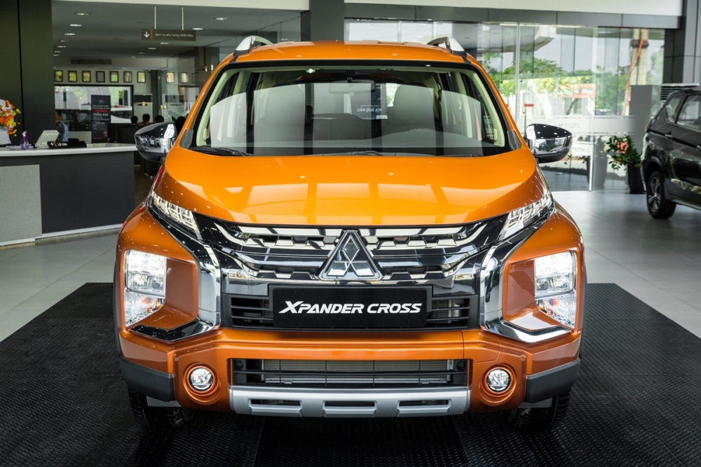 undefined 5228 mitsubishi xpander cross cam ngoaithat 35