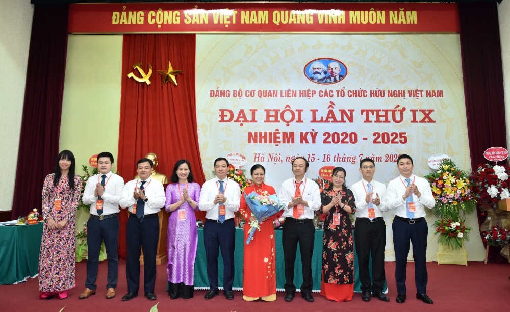 undefined 0928 nam 7083
