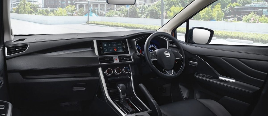 nissan livina 2019 ve nuoc them nong phan khuc mpv gia re