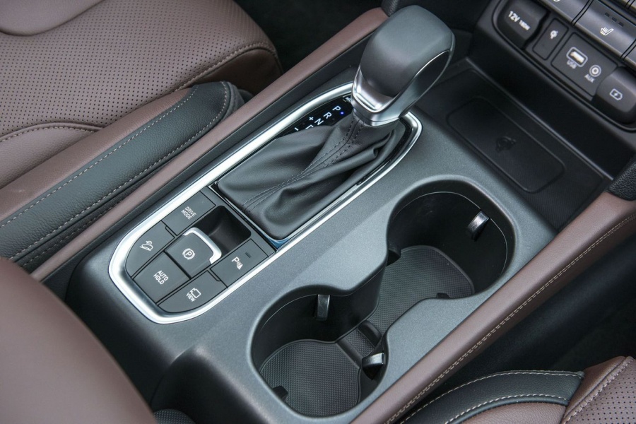 Hyundai SantaFe bất ngờ vượt Honda CR-V lọt Top xe bán chạy tháng 7 hyundai santafe bat ngo vuot honda cr v lot top xe ban chay thang 7