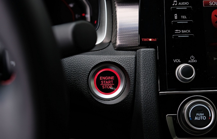 Honda Civic RS 2019: Trẻ, khoẻ nhưng kém thể thao vì hộp số CVT honda civic rs 2019 tre khoe nhung kem the thao vi hop so cvt
