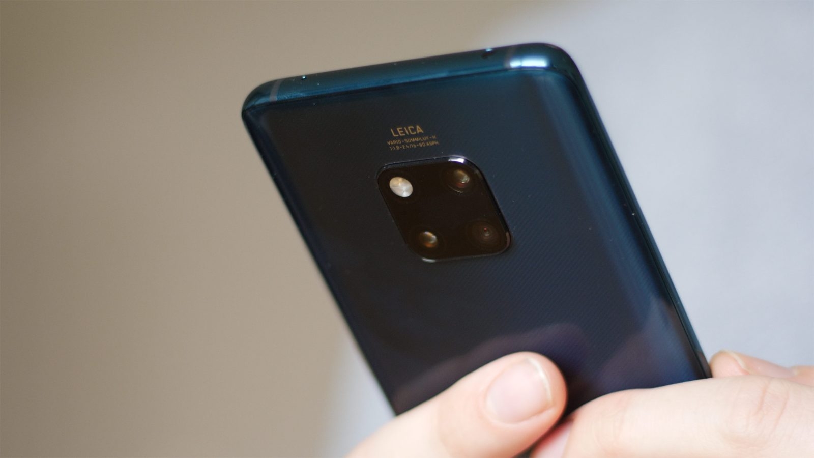 Mỹ gia hạn, nhưng chưa dỡ bỏ lệnh cấm đối với Huawei my gia han nhung chua do bo lenh cam doi voi huawei