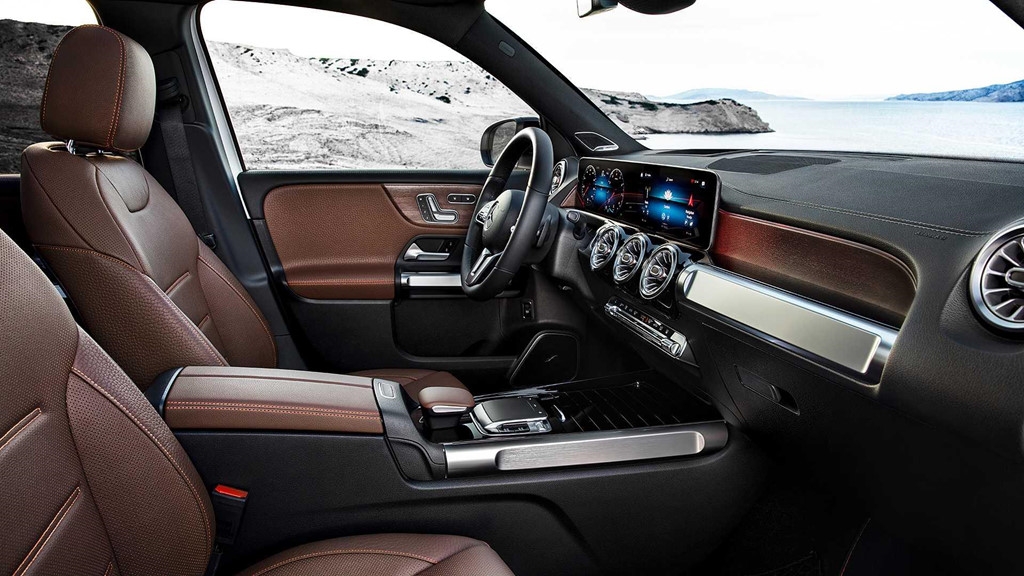 Xe sang Mercedes GLB vừa ra mắt khiến đối thủ "lạnh gáy" xe sang mercedes glb vua ra mat khien doi thu lanh gay