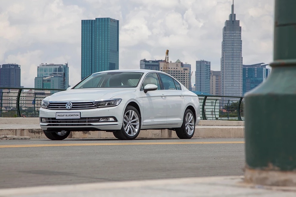 Chiếc Volkswagen Passat vừa được cấp riêng cho Văn Hậu có gì đặc biệt? kham pha volkswagen passat van hau vua duoc clb ha lan cap rieng