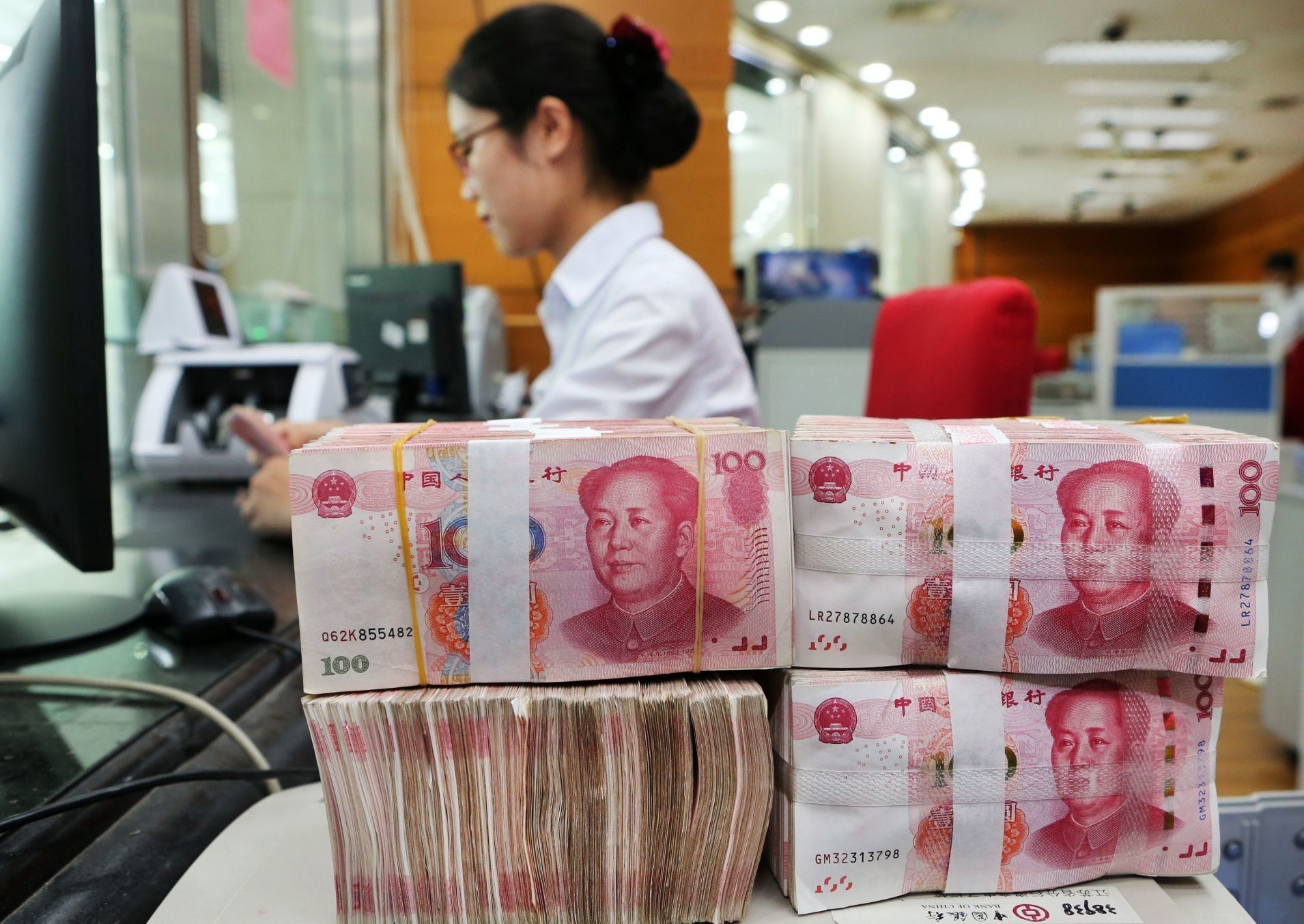 ADB: Suy thoái kinh tế Trung Quốc nhanh hơn dự kiến trung quoc tiep tuc doi mat khung hoang no tren gdp tang len muc 846