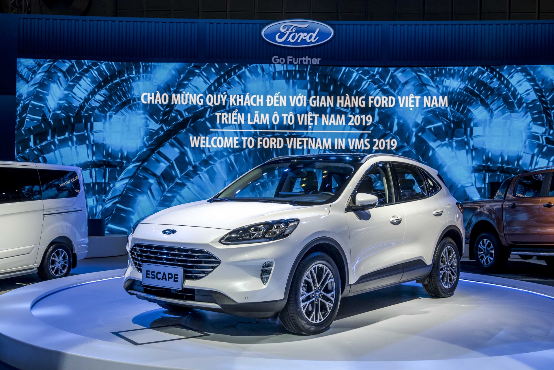 Ford lắp ráp Escape, sẽ tiếp tục đầu tư sản xuất xe tại Việt Nam ford lap rap escape se tiep tuc dau tu san xuat xe tai viet nam