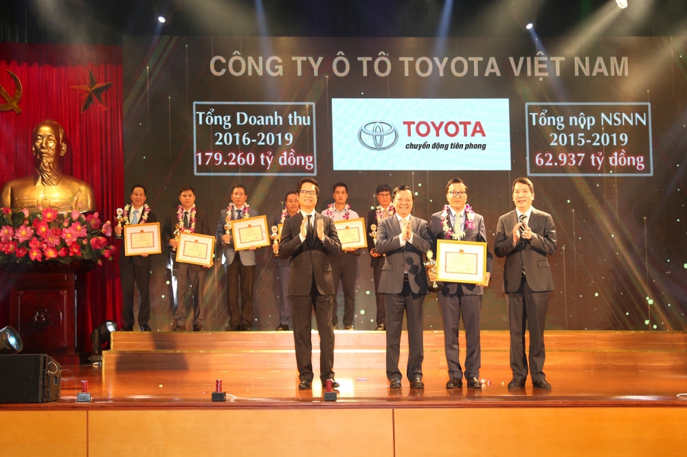 Toyota Việt Nam đã nộp hơn 9 tỷ USD vào ngân sách kể từ khi thành lập Toyota Việt Nam đã nộp hơn 9 tỷ USD vào ngân sách kể từ khi thành lập