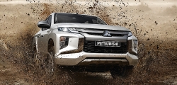 mitsubishi triton 2020 chinh thuc trinh lang voi 12 nang cap manh me