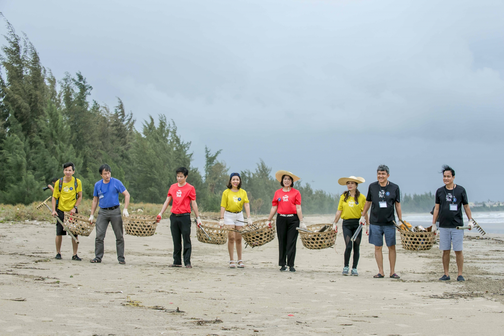 ford photo tour 2019 dam pha mien trung san choi moi gan ket chu xe ford chung niem dam me